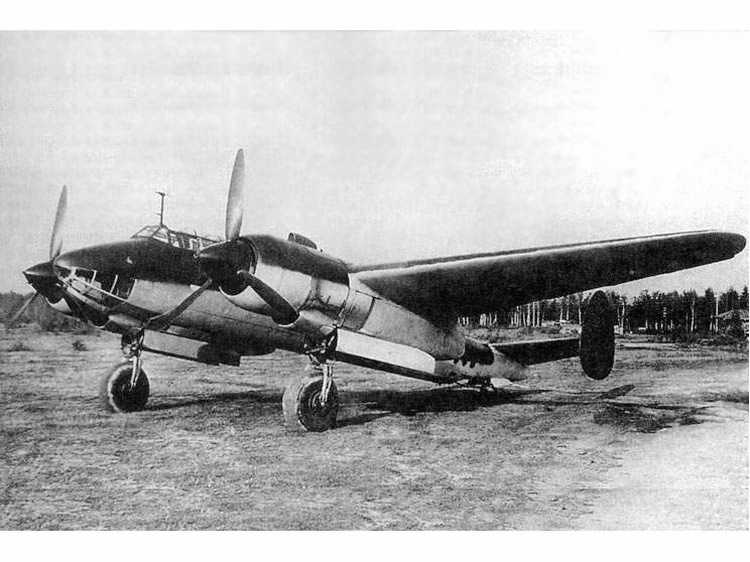 1944年測試中的圖-2S轟炸機