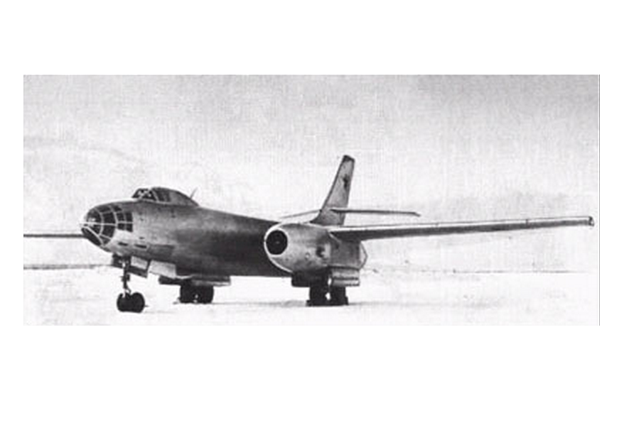伊爾-46轟炸機