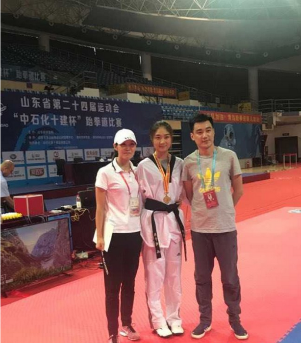 韓雨晴(中國女子跆拳道運動員) 韓雨晴(中國女子跆拳道運動員)