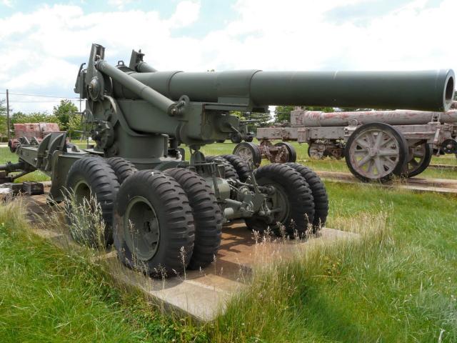 M115式榴彈炮