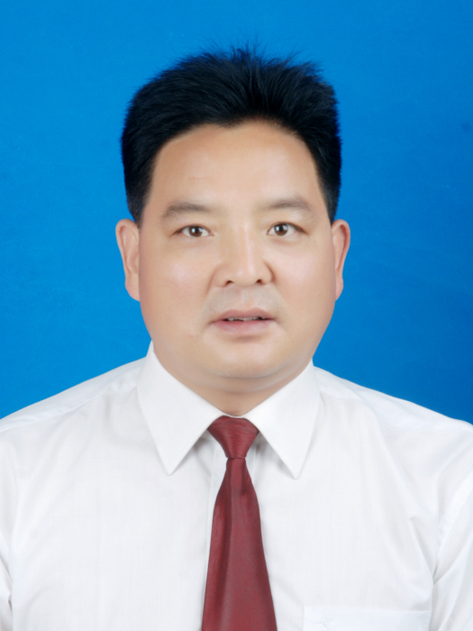 何劍(陝西省西安市周至縣衛生健康局黨委委員、副局長) 何劍(陝西省西安市周至縣衛生健康局黨委委員、副局長)
