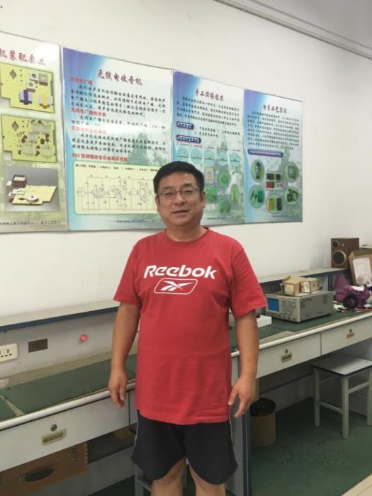 葉振忠(電子工藝高級工程師,教師) 葉振忠(電子工藝高級工程師,教師)
