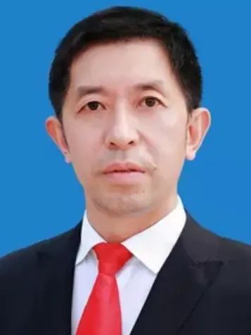 劉勇(現任廣安市紀委副書記、市監委副主任) 劉勇(現任廣安市紀委副書記、市監委副主任)
