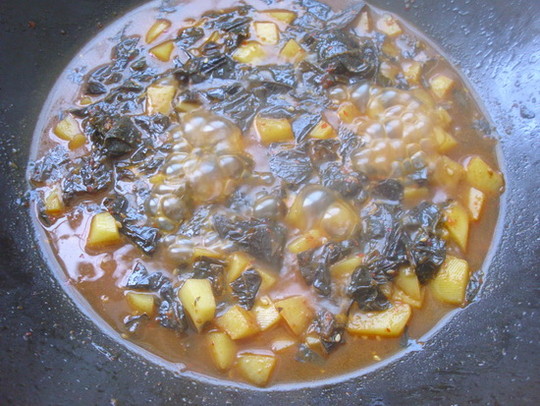 蘇子葉泡菜燒土豆