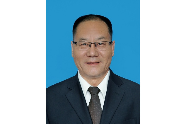 周厚勇(黃淮學院數學與統計學院教授) 周厚勇(黃淮學院數學與統計學院教授)