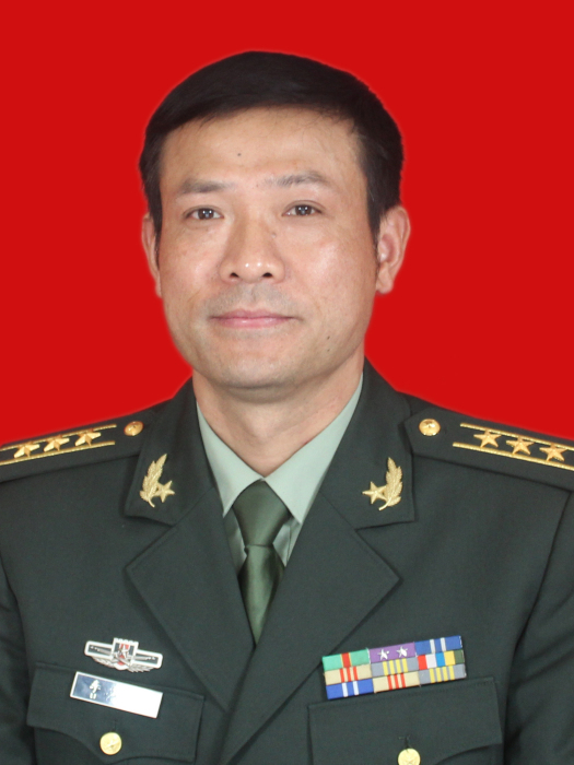 李細平(江西省南昌市新建區委常委、區人武部部長) 李細平(江西省南昌市新建區委常委、區人武部部長)