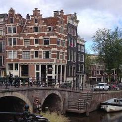 Luxury Canal View Design Apartment Luxury Canal View Design Apartment