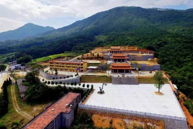 天竺山文殊院