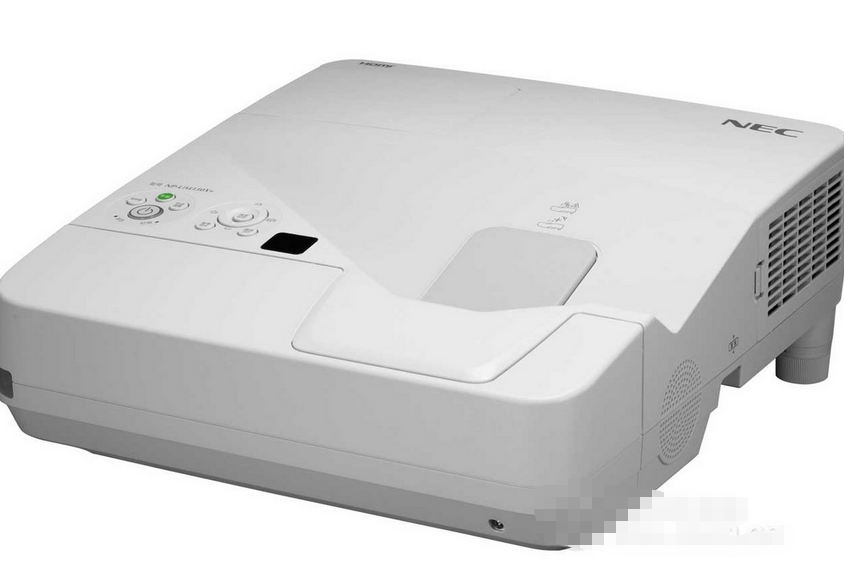 NEC UM280W+ NEC UM280W+