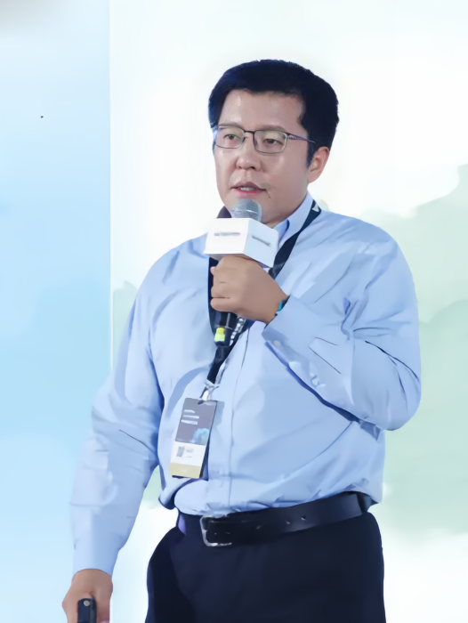 劉向陽(歐洲科學院院士,IEEE Fellow,IET Fellow,美的集團首席信息安全官) 劉向陽(歐洲科學院院士,IEEE Fellow,IET Fellow,美的集團首席信息安全官)