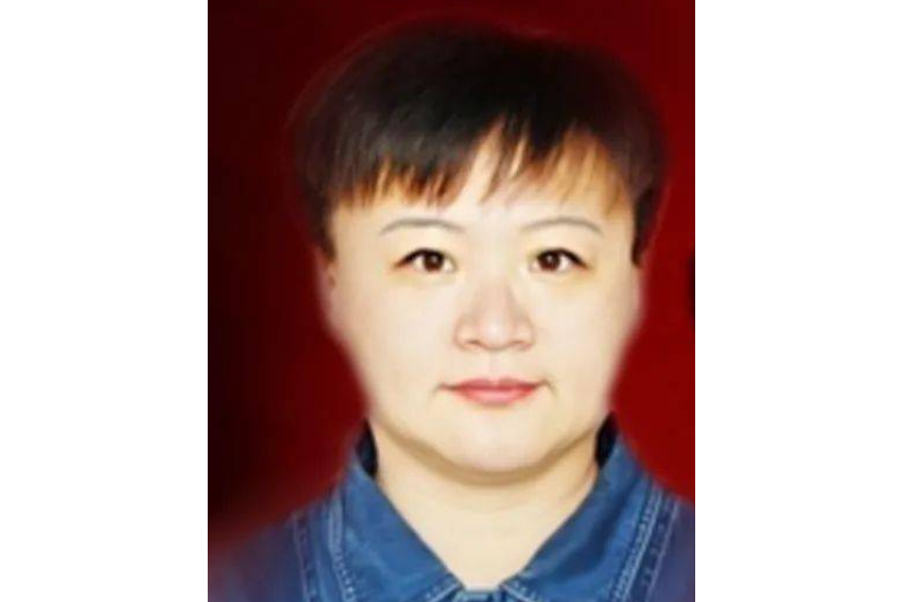 李艷(中國石油天然氣股份一車間化工一班操作工) 李艷(中國石油天然氣股份一車間化工一班操作工)