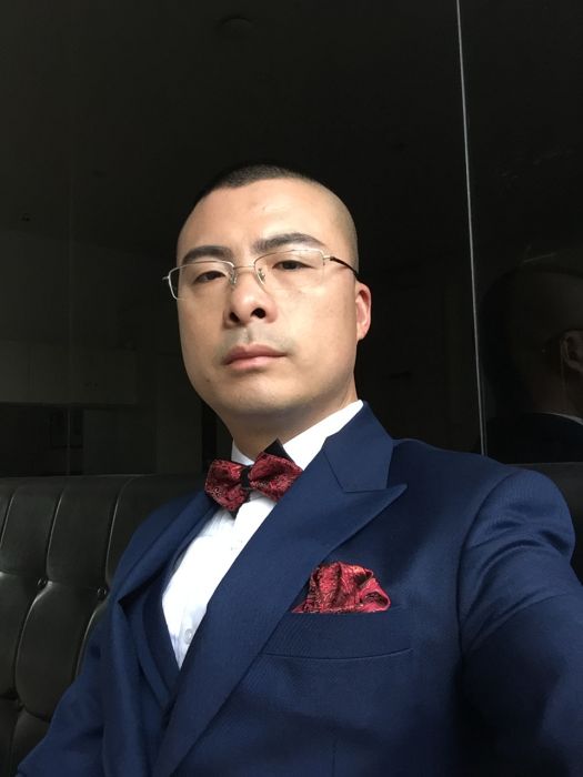 戴朋俊 戴朋俊