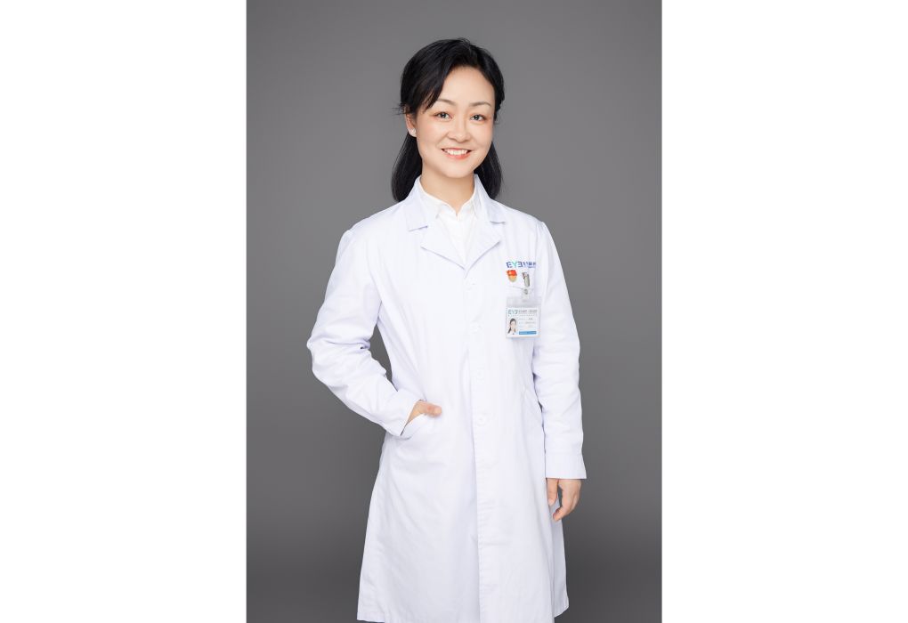 陳春梅(愛爾眼科重慶南坪醫院副院長) 陳春梅(愛爾眼科重慶南坪醫院副院長)