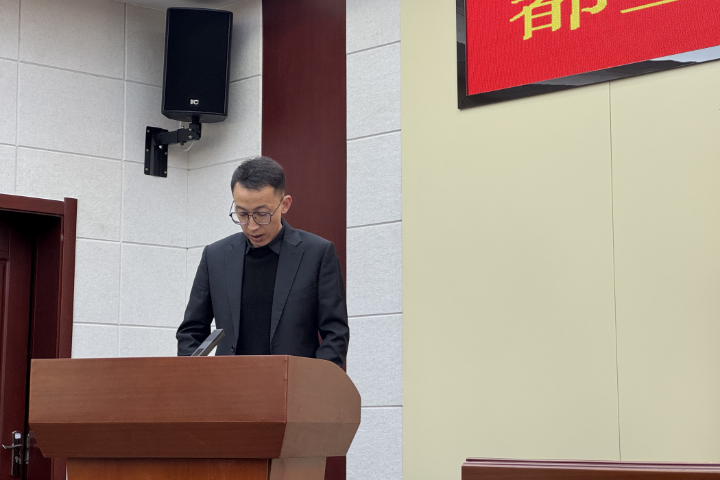 萬瑪尖措(都蘭縣新的社會階層人士聯誼會會長，海西州青聯副主席，青海乾散商貿有限公司執行董事)