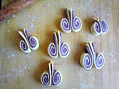 雙色紫薯蝴蝶卷