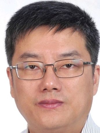 徐勇(鏡湖新區辦公室黨組成員、副主任) 徐勇(鏡湖新區辦公室黨組成員、副主任)