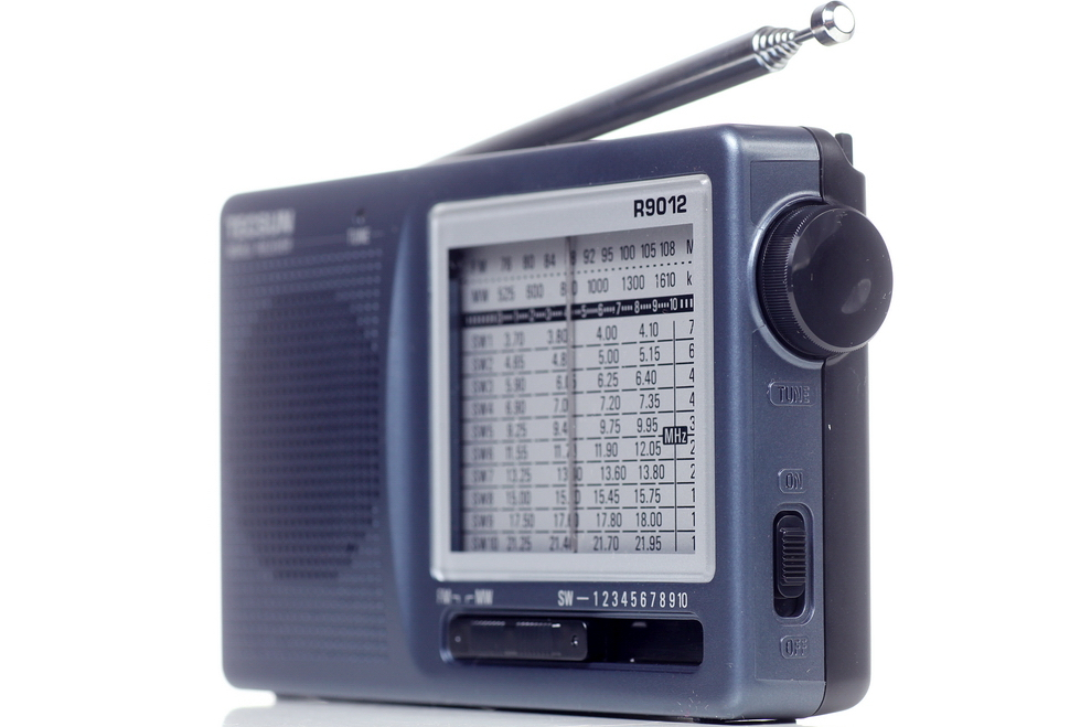 德生R9012 德生R9012