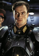 007之擇日而亡(美國2002年由李·塔瑪霍瑞導演電影)