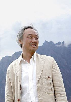 草原的椅子