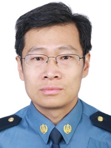 劉立強(山東省泰安市岱嶽區交通運輸局黨組成員、副局長) 劉立強(山東省泰安市岱嶽區交通運輸局黨組成員、副局長)