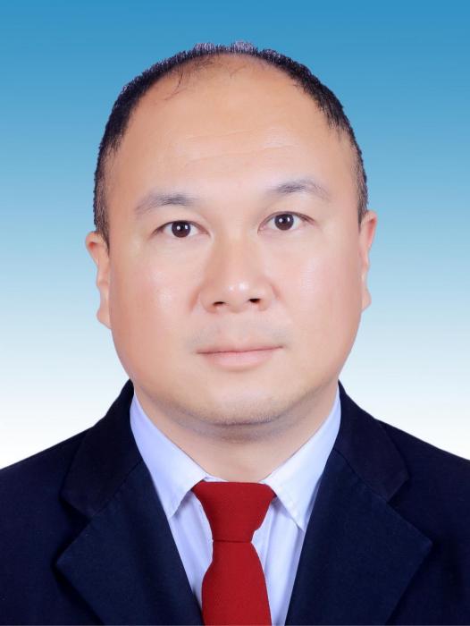 王治(雲南省保山市騰衝市交通運輸局黨組成員、副局長) 王治(雲南省保山市騰衝市交通運輸局黨組成員、副局長)