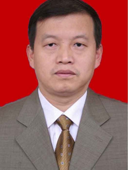 張建中(山西省農業機械發展中心黨委委員、副主任) 張建中(山西省農業機械發展中心黨委委員、副主任)