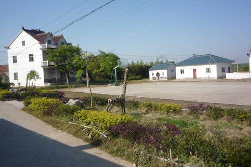 管南村 管南村