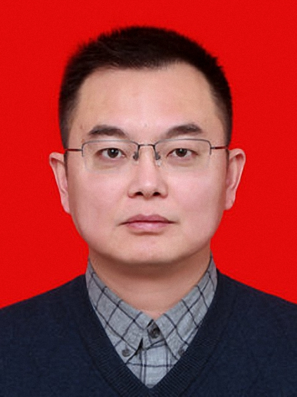 張超(襄陽東津新區黨工委委員、管委會副主任)