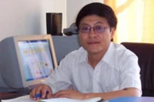 李靜平(佳木斯大學醫學院教授)