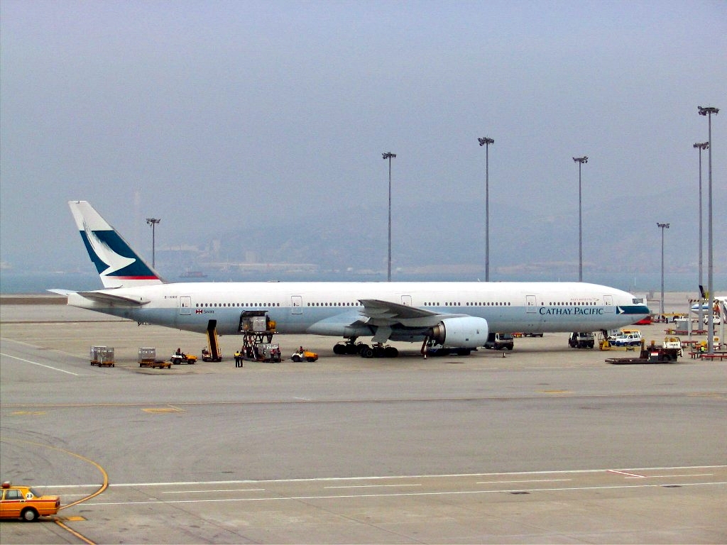 國泰航空的波音777-300