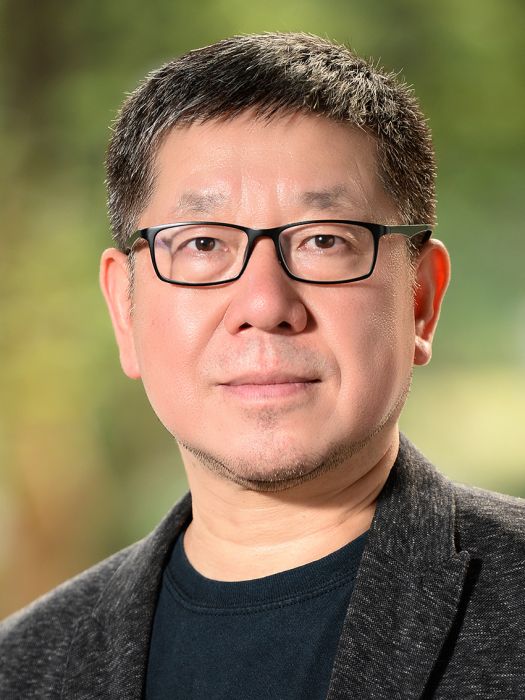 張駿(歐洲科學院院士,上海紐約大學物理學與數學教授) 張駿(歐洲科學院院士,上海紐約大學物理學與數學教授)