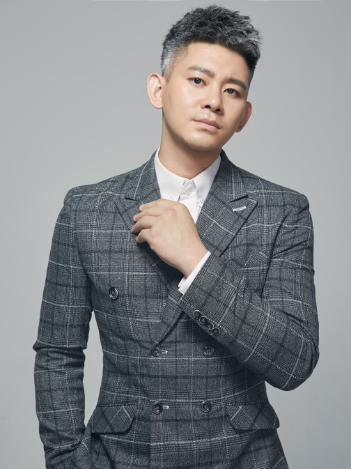 佟欣(中國內地男演員) 佟欣(中國內地男演員)