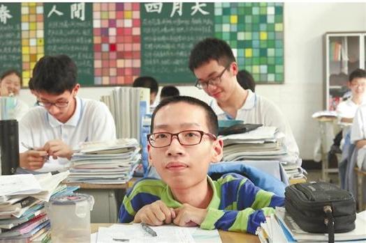 邵鎮煒 邵鎮煒