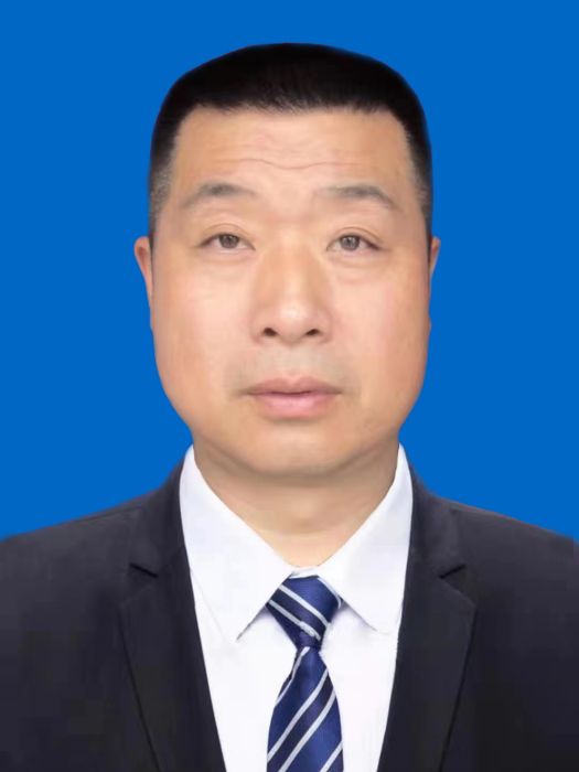 馬斌(陝西省西安市周至縣農業農村局黨委委員、副局長) 馬斌(陝西省西安市周至縣農業農村局黨委委員、副局長)