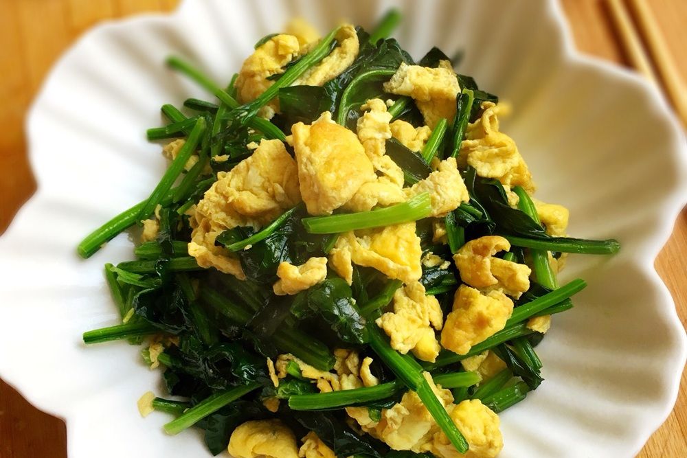 菠菜滑蛋 菠菜滑蛋