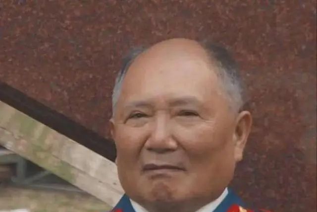陳華(陳士榘之子、中國人民解放軍戰士) 陳華(陳士榘之子、中國人民解放軍戰士)