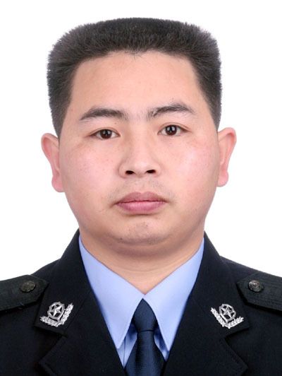 楊飛(貴州省仁懷市公安局黨委委員、副局長) 楊飛(貴州省仁懷市公安局黨委委員、副局長)