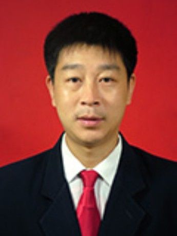 曾傳艷(湖北省建始縣教育局黨委委員、副局長) 曾傳艷(湖北省建始縣教育局黨委委員、副局長)