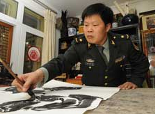 季愛民(解放軍總參某部現役軍官) 季愛民(解放軍總參某部現役軍官)