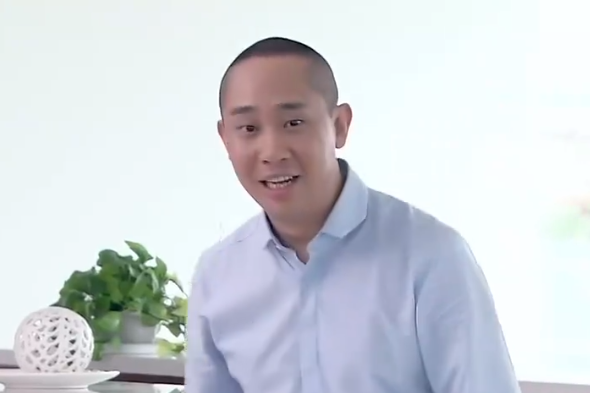 白天(家庭偶像劇《家有喜婦》中的角色) 白天(家庭偶像劇《家有喜婦》中的角色)