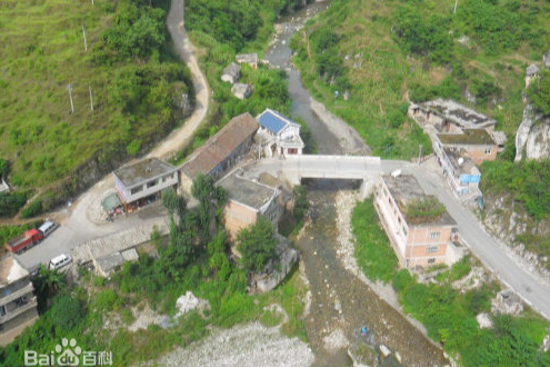 麻元村 麻元村
