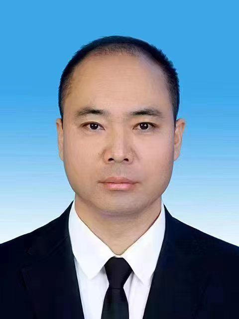 楊泉(天津市東麗區司法局黨委書記、局長) 楊泉(天津市東麗區司法局黨委書記、局長)