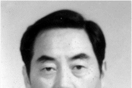 李洪俊(江蘇徐州人,作家) 李洪俊(江蘇徐州人,作家)