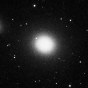 橢圓星系M105