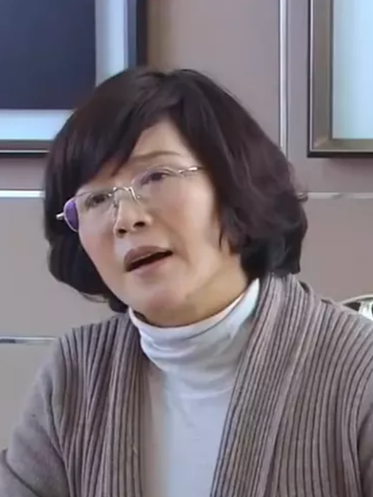 周麗琴(《別逼我結婚》中的角色) 周麗琴(《別逼我結婚》中的角色)