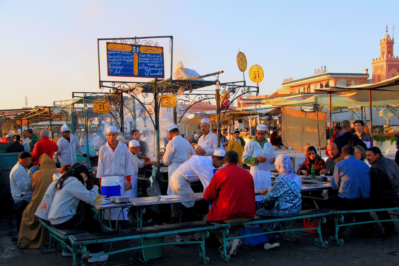 馬拉喀什傑馬夫納廣場的小吃攤