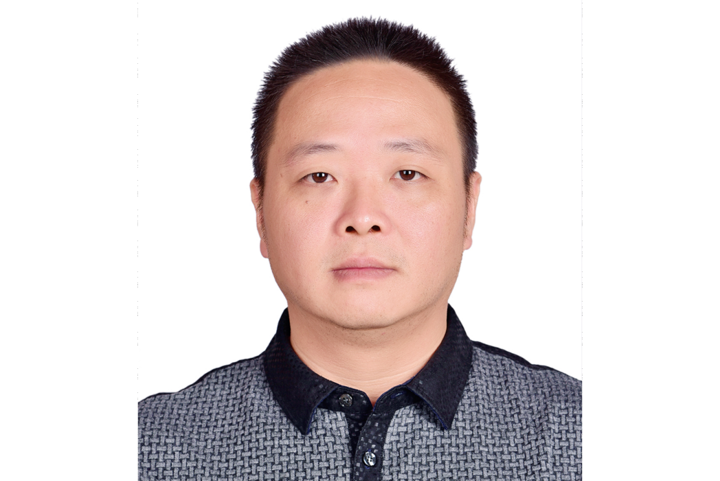 陳謙(桂林市秀峰區人力資源和社會保障局副局長、 社保局局長) 陳謙(桂林市秀峰區人力資源和社會保障局副局長、 社保局局長)
