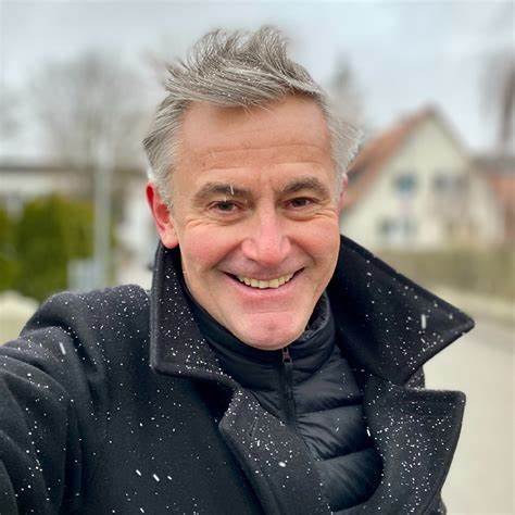 Robert Lohr Robert Lohr