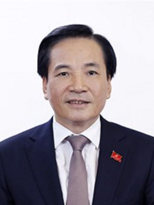 陳文山(越共中央委員、越南政府辦公廳主任、部長) 陳文山(越共中央委員、越南政府辦公廳主任、部長)
