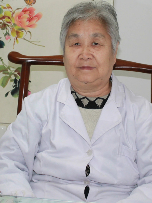 張占梅 張占梅